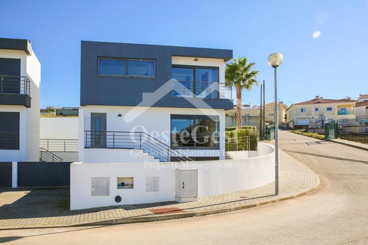 Villa Azinhanca Do Mar Lourinha  Exterior photo
